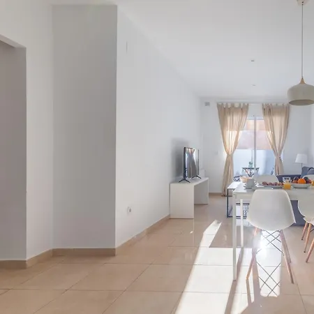 Fun Building By Homeabout Appartamento Málaga