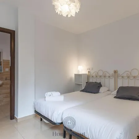 Fun Building By Homeabout Appartement Málaga