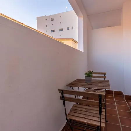 Appartement Fun Building By Homeabout